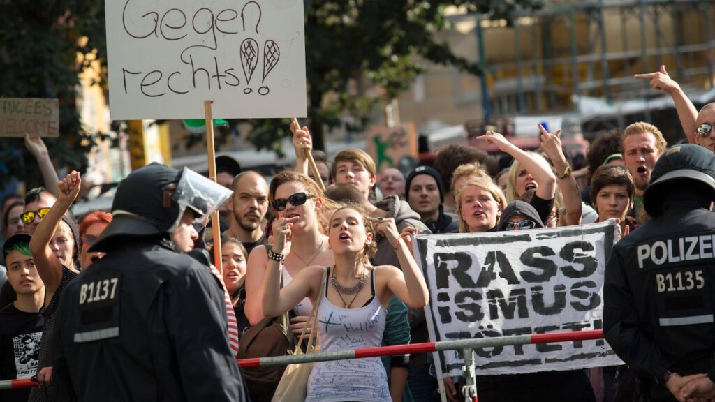 Unser Umgang mit der wachsenden Faschisierung